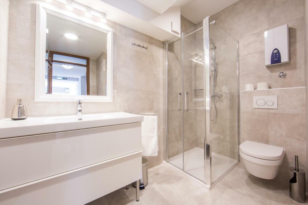 Melody M Apartment With Private Pool Split Buitenkant foto